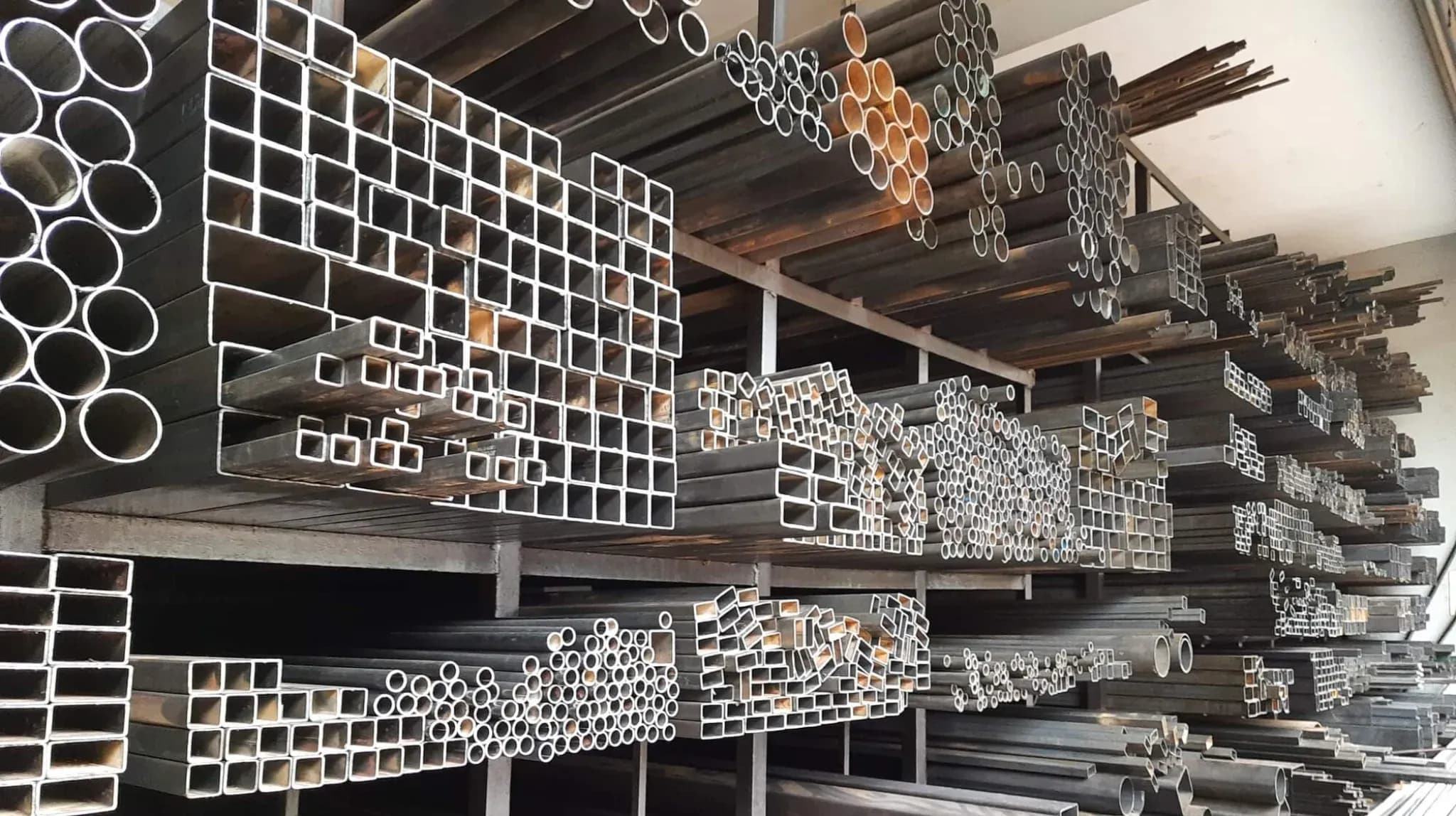 The Role of Customized Mild Steel Products in Modern Construction